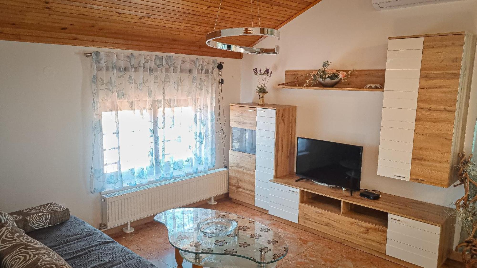 Marija Nada Apartment *